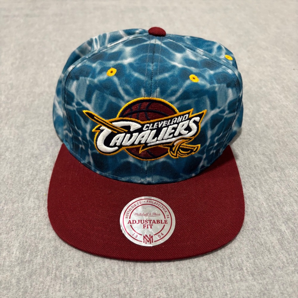 NWT Mitchell & Ness Cleveland Cavaliers Snapback Hat Blue Surf Camo Wine OSFA